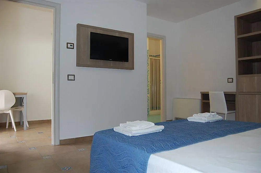 아파트호텔 Petruso Resort 발레스트라테