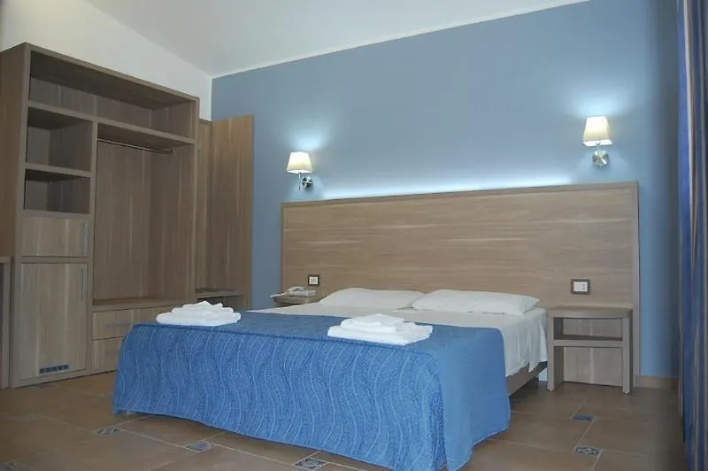 Petruso Resort Balestrate 3*,